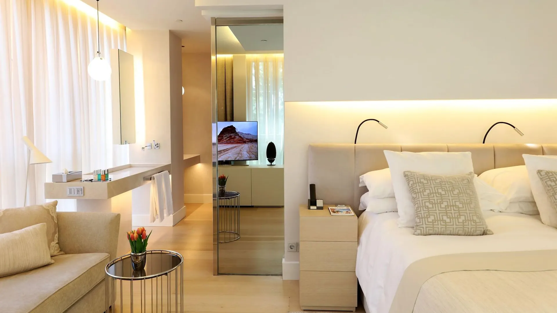 Abac Restaurant Hotel Barcelona Gl Monumento 5*,  Spain